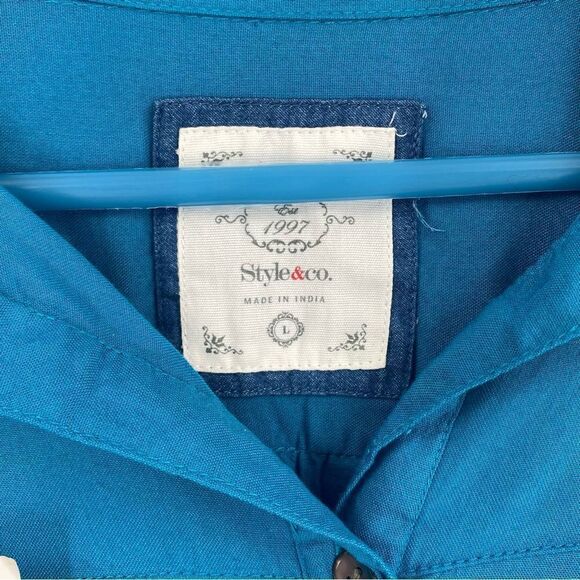 Style & Co Women’s Tail Blue Button Front Blouse size L - Picture 2 of 3